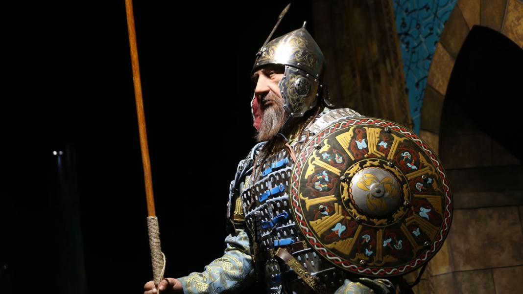 Görenler gözlerine inanamadı: İşte DNA analiziyle Selçuklu sultanlarının heykelleri 5